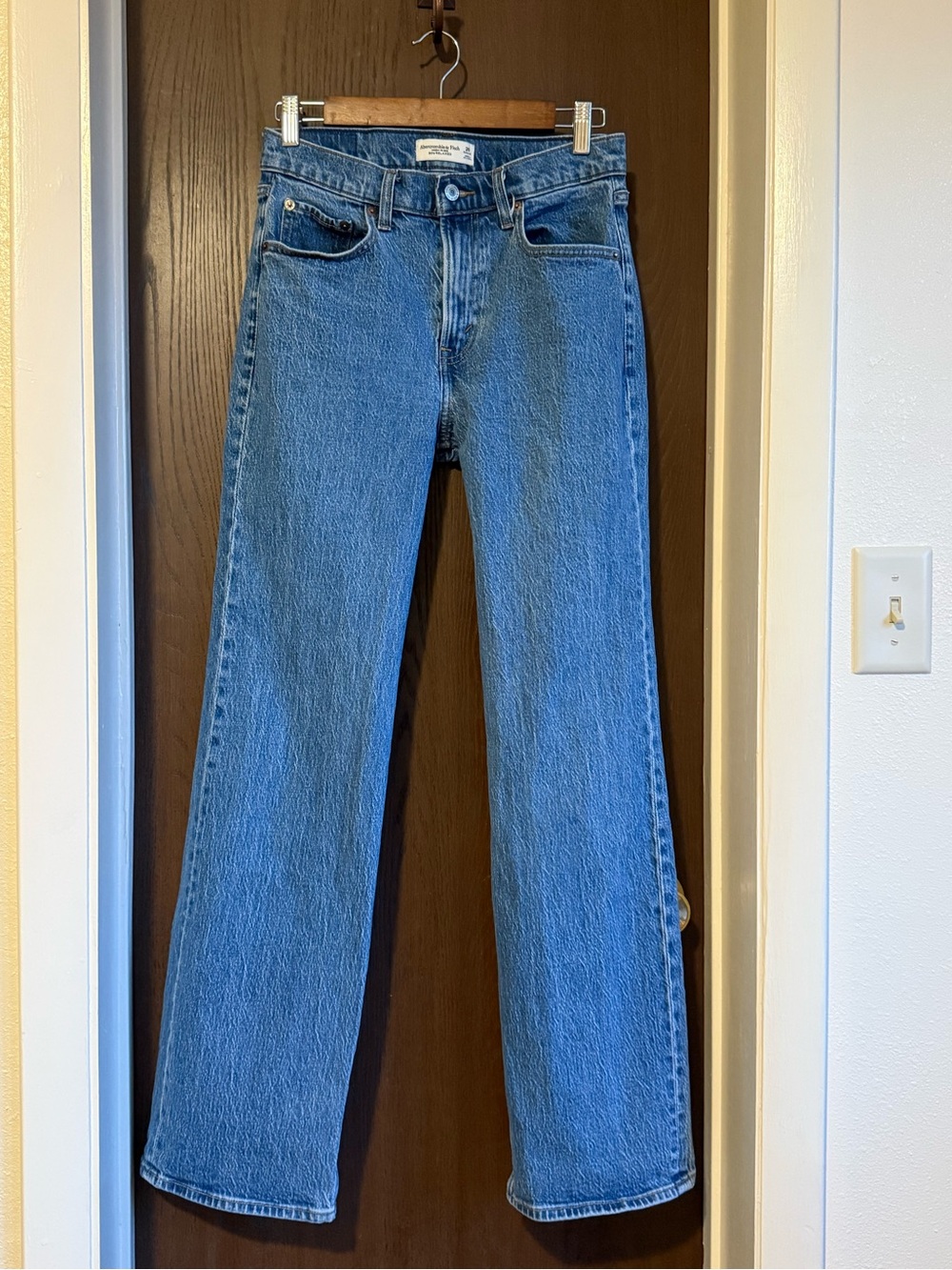 Abercrombie & Fitch High-Rise 90’s Relaxed  Jeans